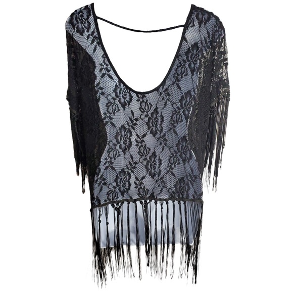 🚫Vintage fringe lace top🚫SOLD🚫 - Picture 3 of 10